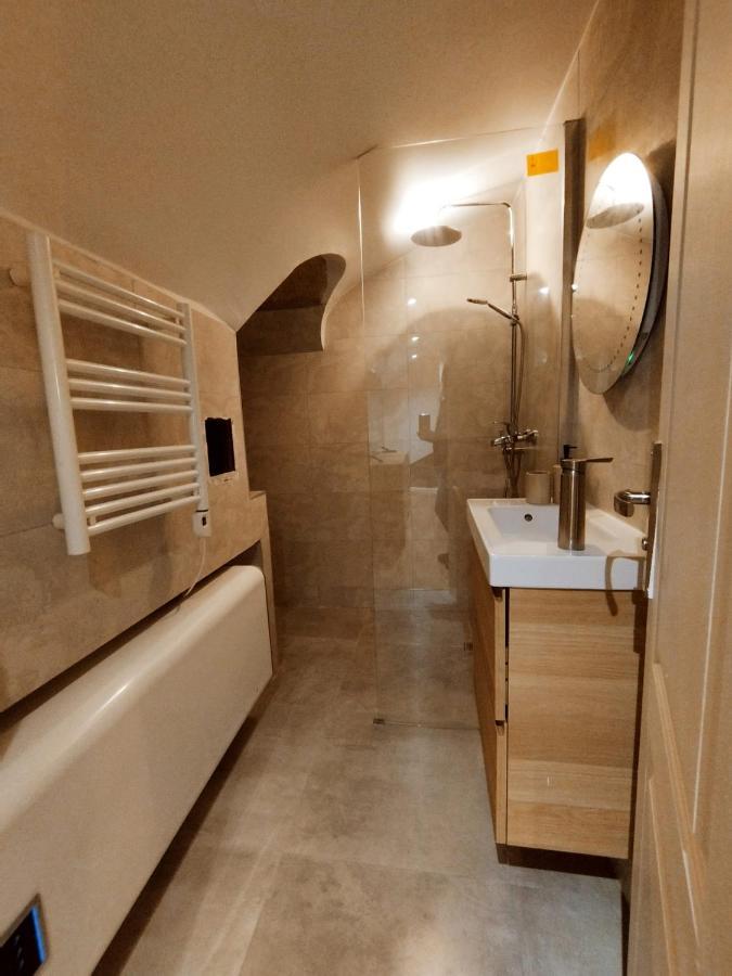 Beautiful Triplex In The Center Of Paris Apartment ภายนอก รูปภาพ
